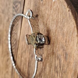 Hanmered‎ silver tone viking cross bracelet B2002